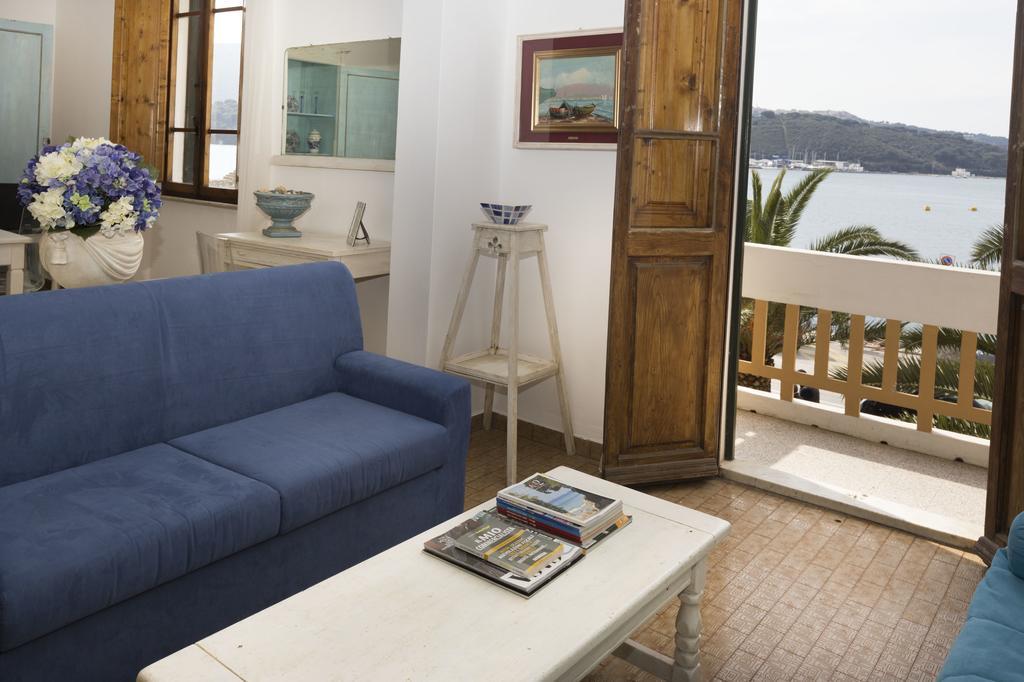 Hotel Belmare Porto Azzurro Habitación foto